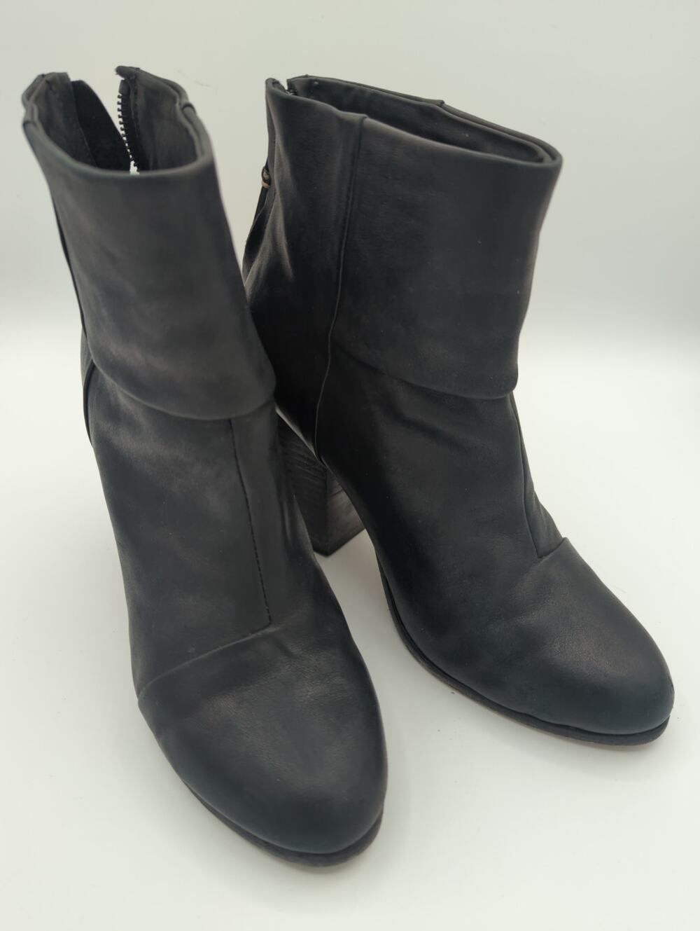 RAG & BONE Newbury Black Leather Back Zip Ankle Boots  Size 8 (EU 38.5)